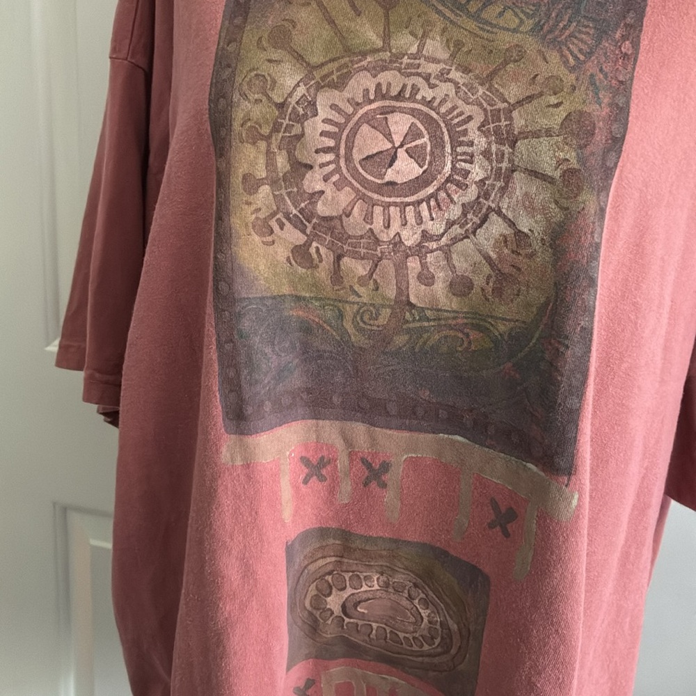 Vintage blue fish Graphic T-Shirt - Picture 3 of 7